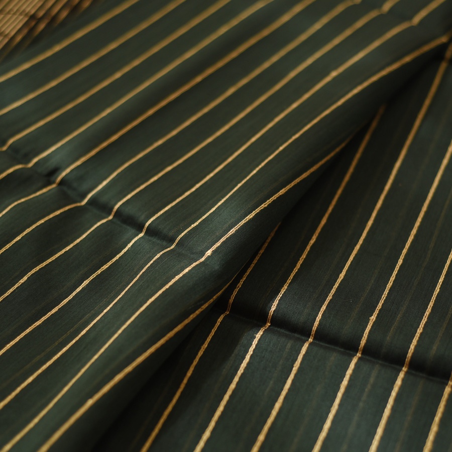 buy Handloom Maheshwari Silk Dark Green Saree ~ Zari Stripes