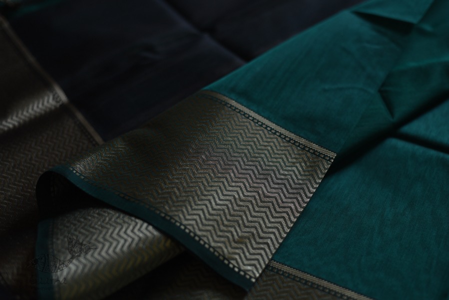 maheshwari handwoven silk dark green saree with golden border