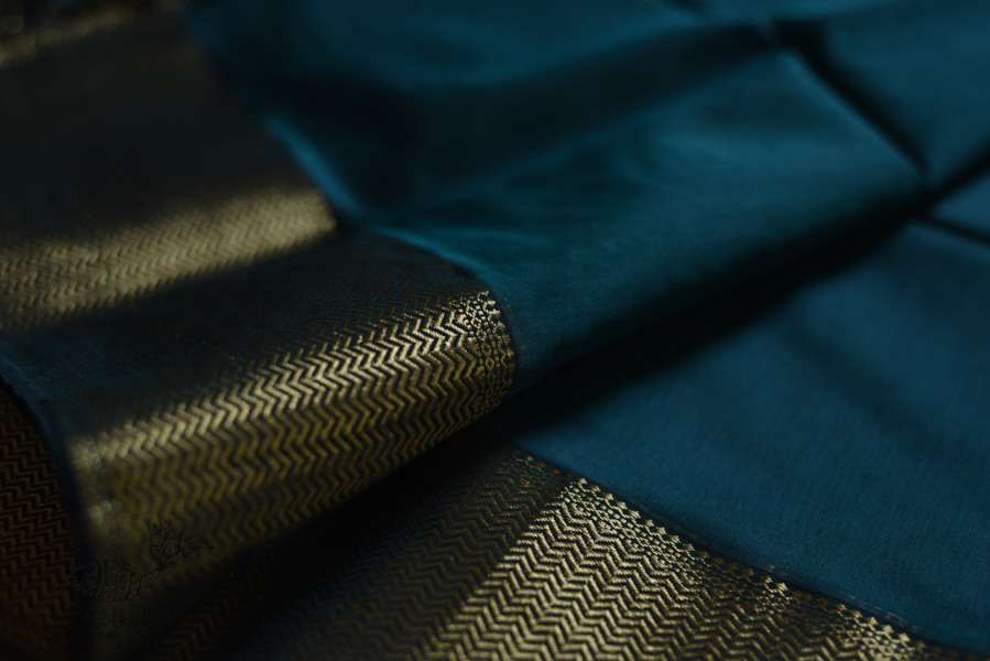 maheshwari handwoven silk teal green saree