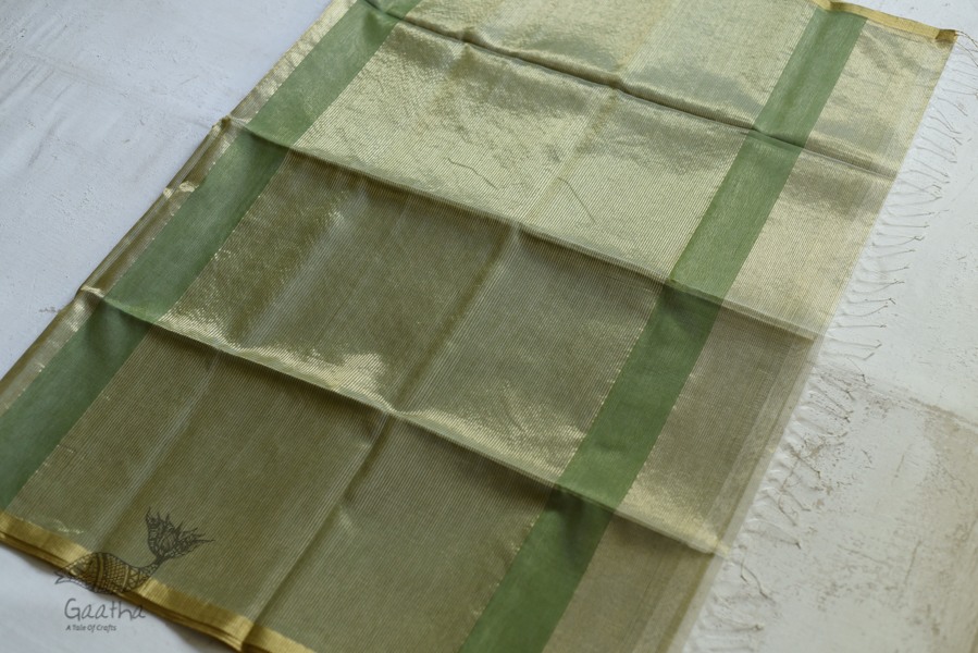 maheshwari handwoven silk light green saree with zari border