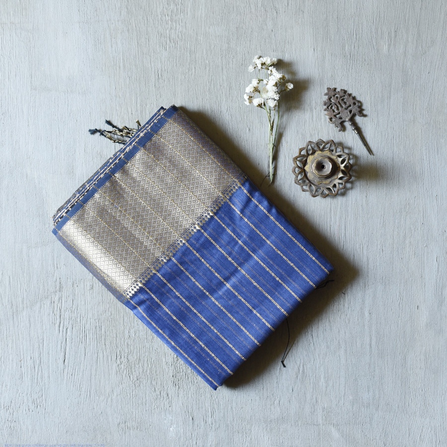 buy Handloom Maheshwari Silk - Zari Stripe in Grey Saree