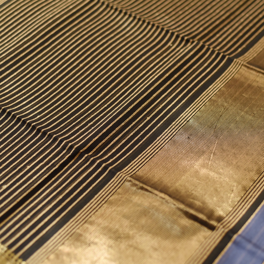 buy Handloom Maheshwari Silk - Zari Stripe in Grey Saree