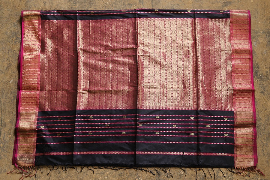 Ojovati ❢  Maheshwari ❢ Pure Silk Saree with Zari Border ❢ 2