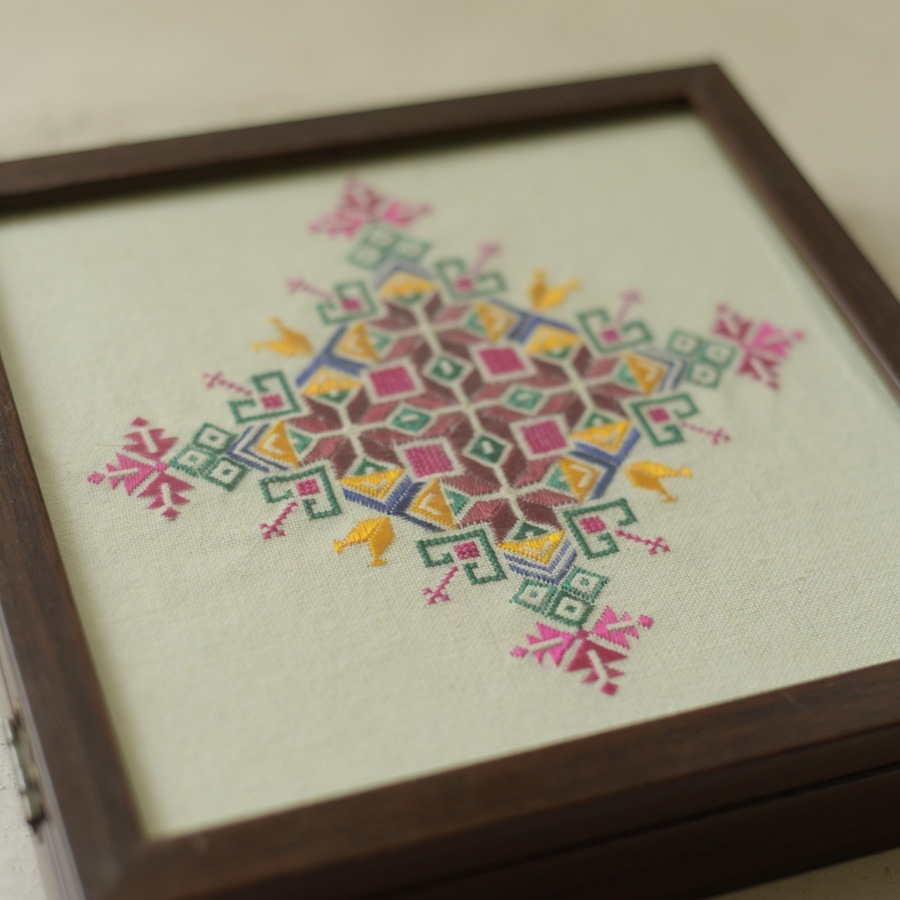 buy Soof Hand Embroidered - Box