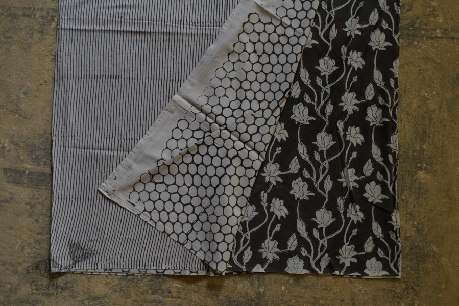 Handloom lndigo block printed cotton saree