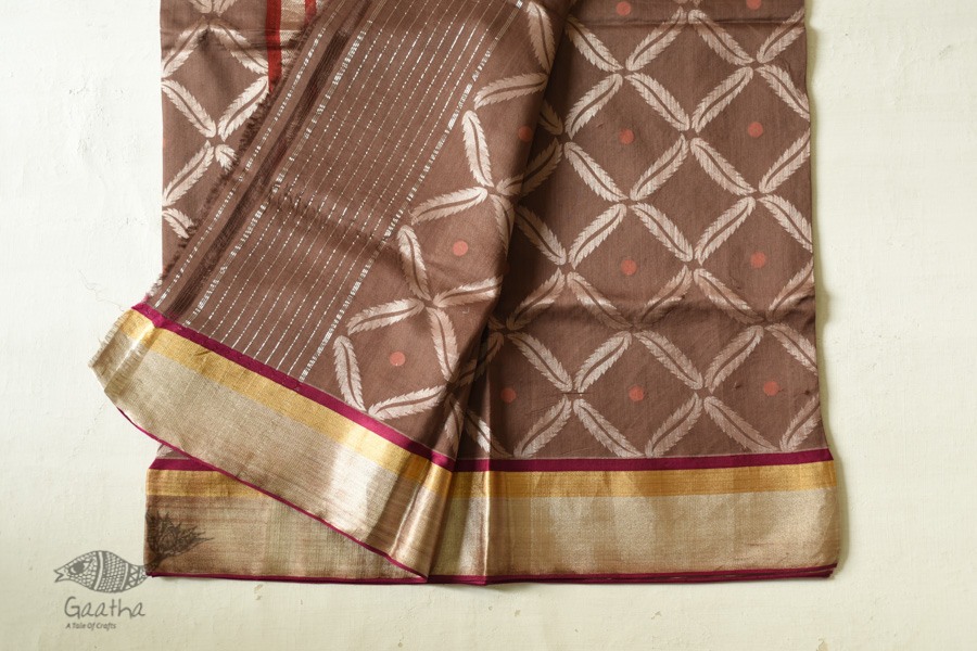 Buy Resham Zari - Banasari Silk saree