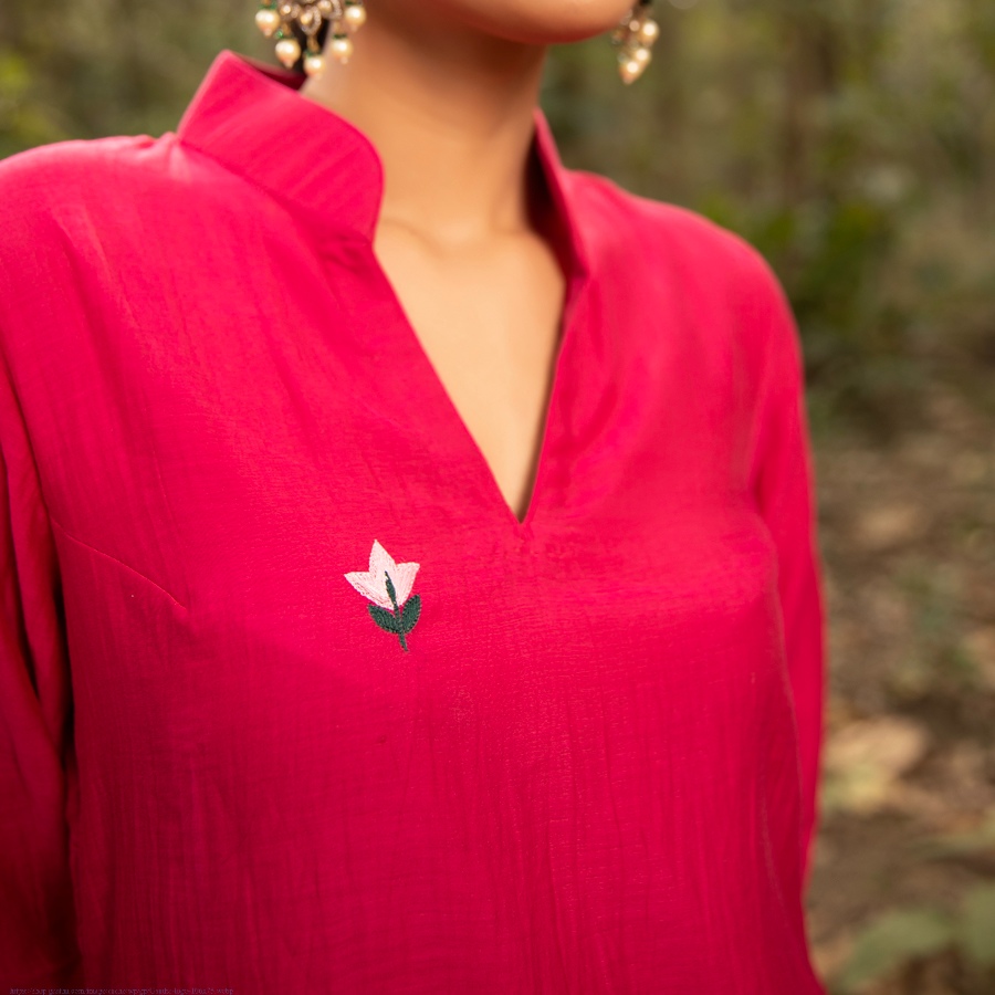 shop Hand Embroidered Chanderi Kurta Set