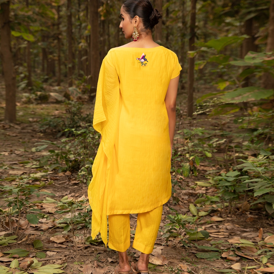 shop Hand Embroidered Chanderi Silk Kaftan Set (Set of 2)