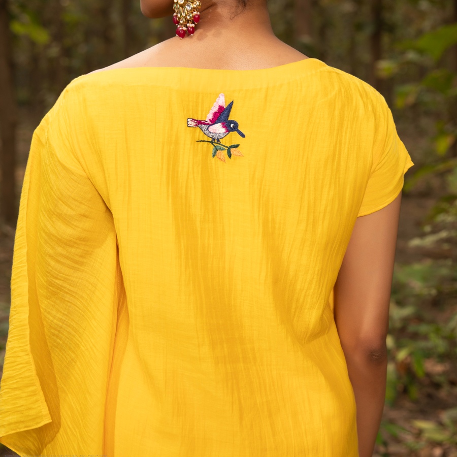 shop Hand Embroidered Chanderi Silk Kaftan Set (Set of 2)