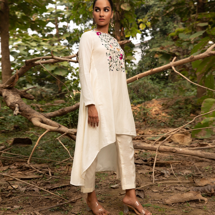 shop Hand Embroidered Chanderi - Tunic Paired with Straight Pant (Set of 2)