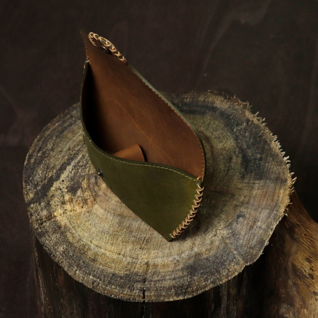 shop Leather ~  Sunglass Case - Olive