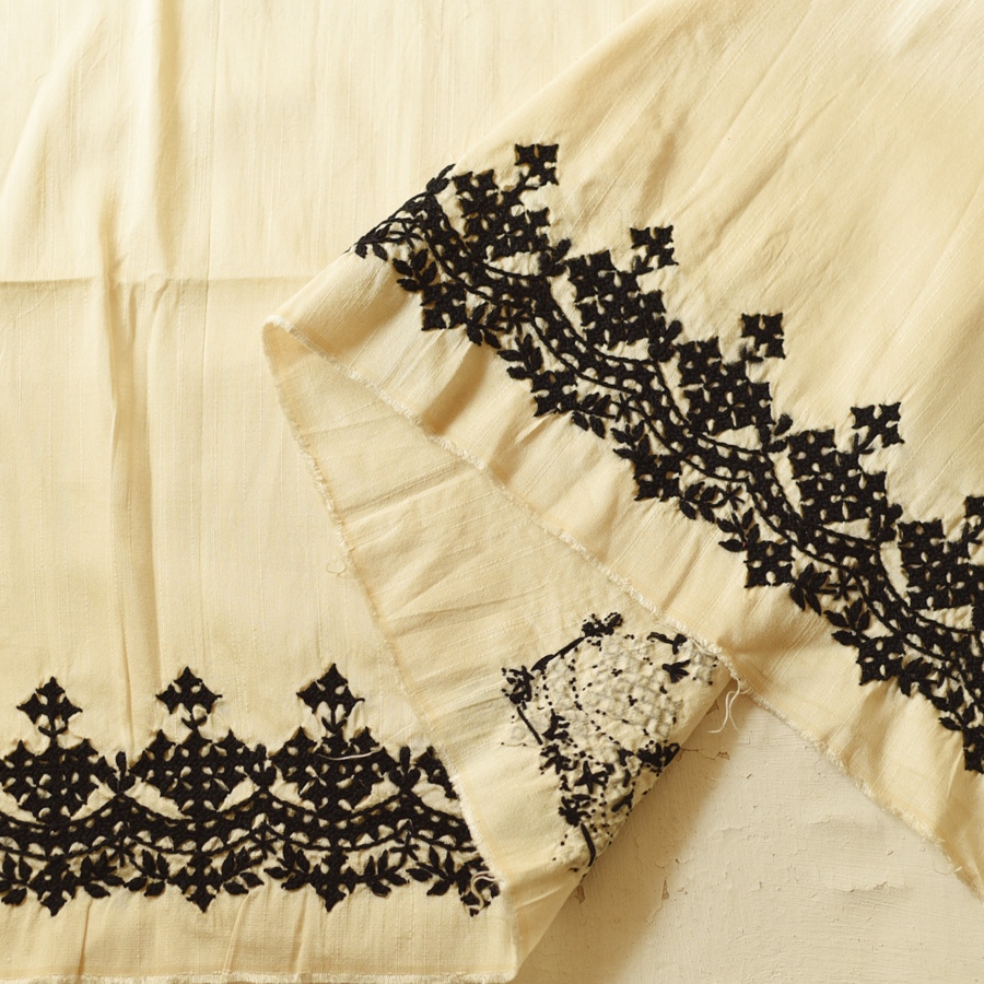 Embroidered Blouse Piece ( Unstitched )  - Kutchi Embroidery - Cream Color