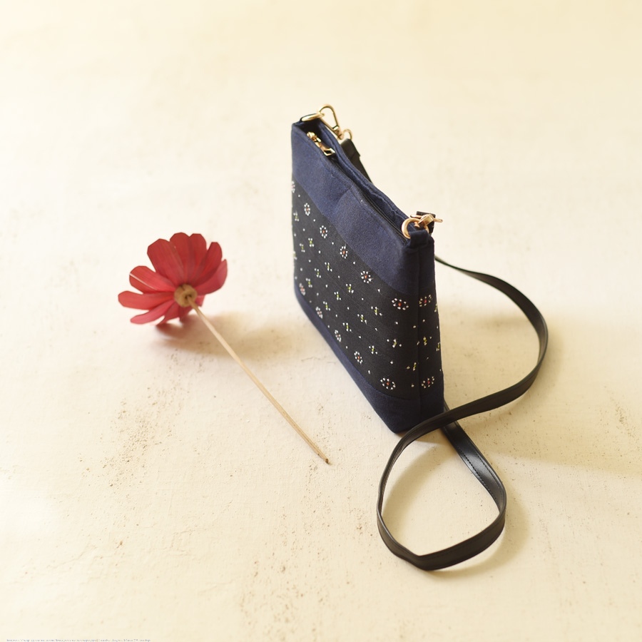 shop Tangaliya Sling Bag / Navy Blue & Black Purse