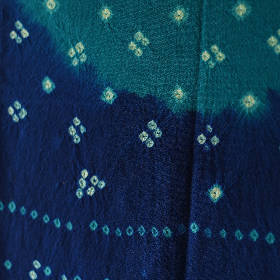 Kutchi Bhujodi Weaving - Bandhani ( Tie-dyed ) Woolen Blue Shawl