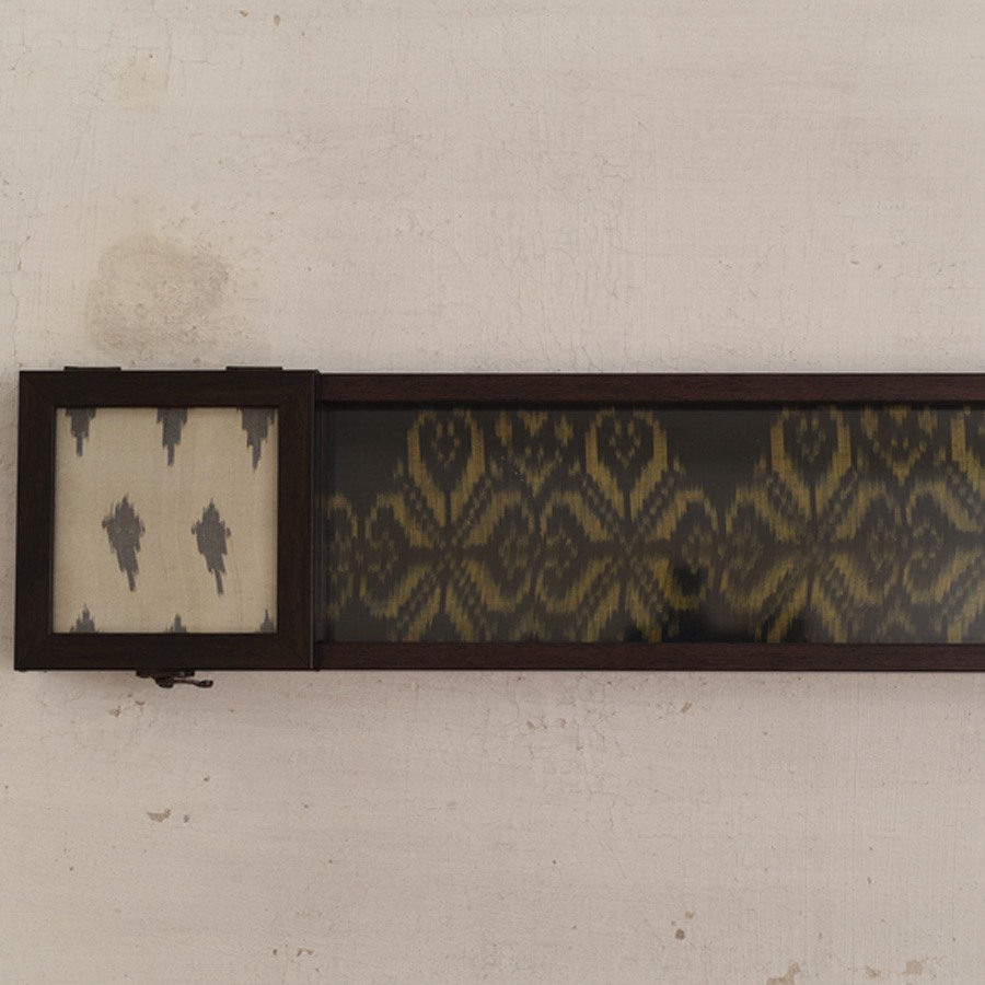 buy Patola Silk - Black & White Serving Tray