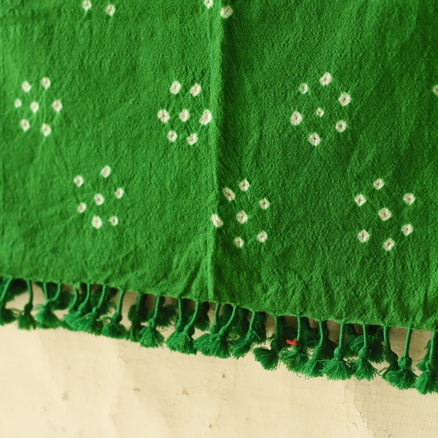 Kutchi Bhujodi Weaving - Bandhani ( Tie-dyed ) Woolen Green Shawl