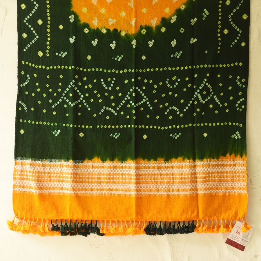 Kutchi Bhujodi Weaving - Bandhani ( Tie-dyed ) Woolen Shawl - Green & Orange