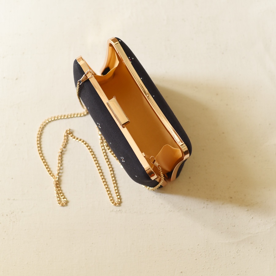 shop Tangaliya Clutch Purse / Black Sling Bag