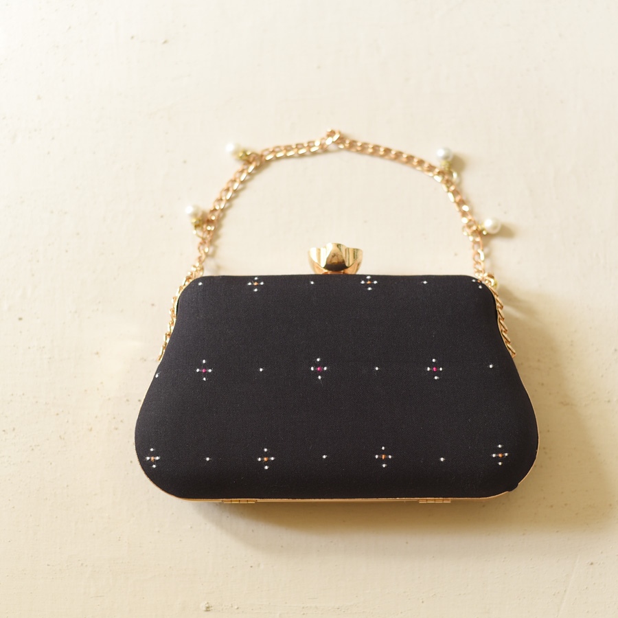 shop Tangaliya Clutch Purse / black Sling Bag