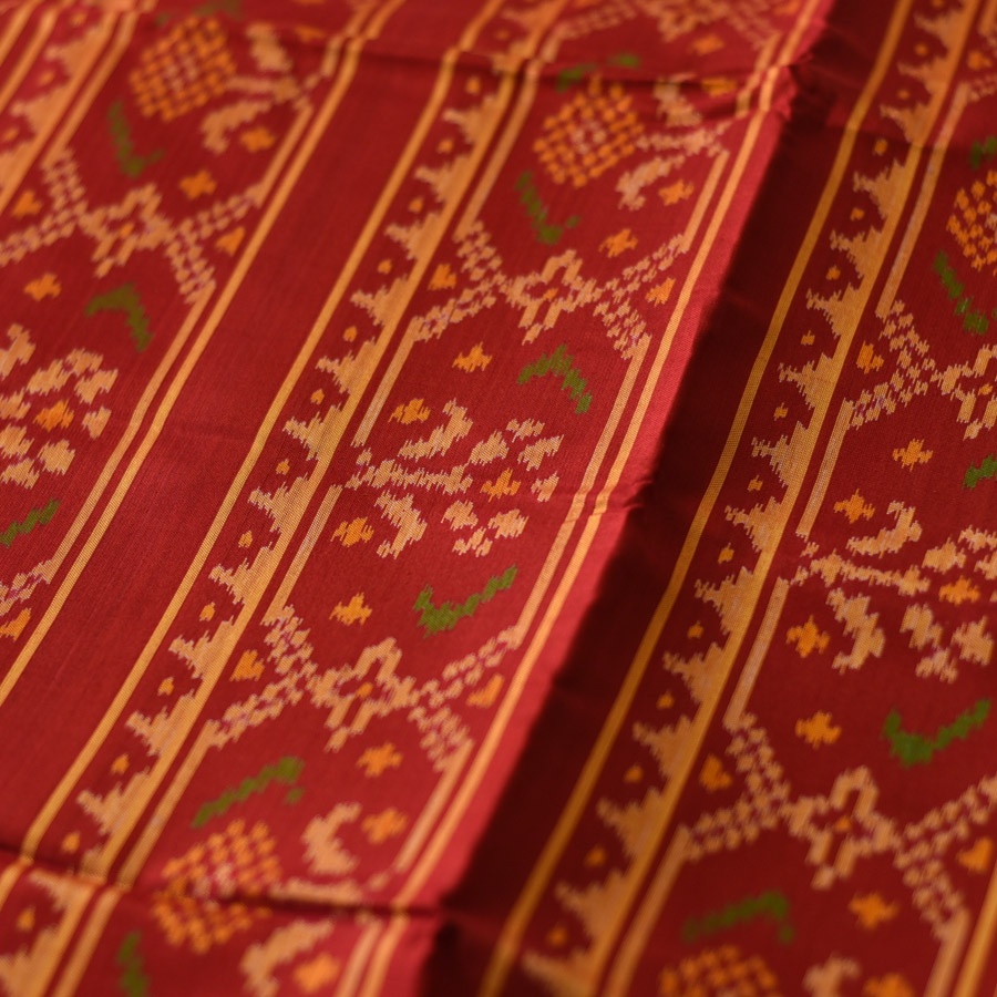 shop Handwoven Patola Silk Saree - Red Elephant Motif