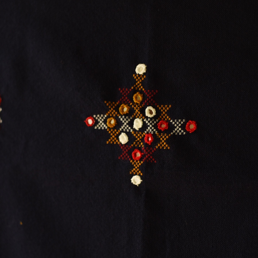 Kutchi Embroidered Mirror Work & Bhujodi Woven Woolen Navy Blue Shawl