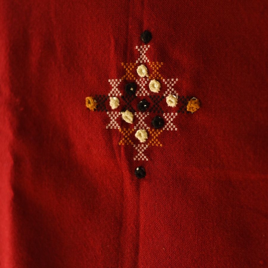 Kutchi Embroidered Mirror Work & Bhujodi Woven Woolen Shawl - Maroon