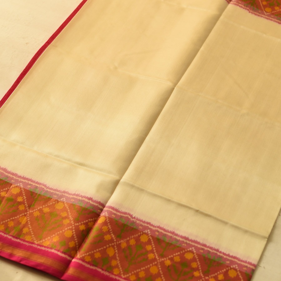 shop Handwoven Patola Silk Saree - Off White & Rani Pink