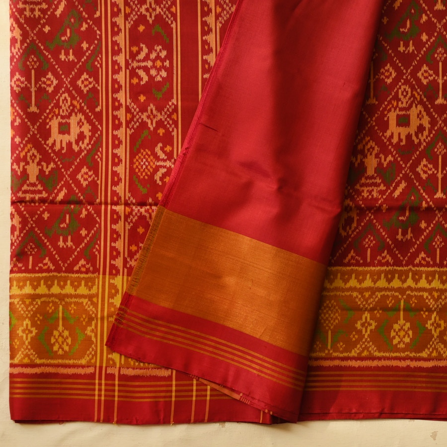 shop Handwoven Patola Silk Saree - Dark Red