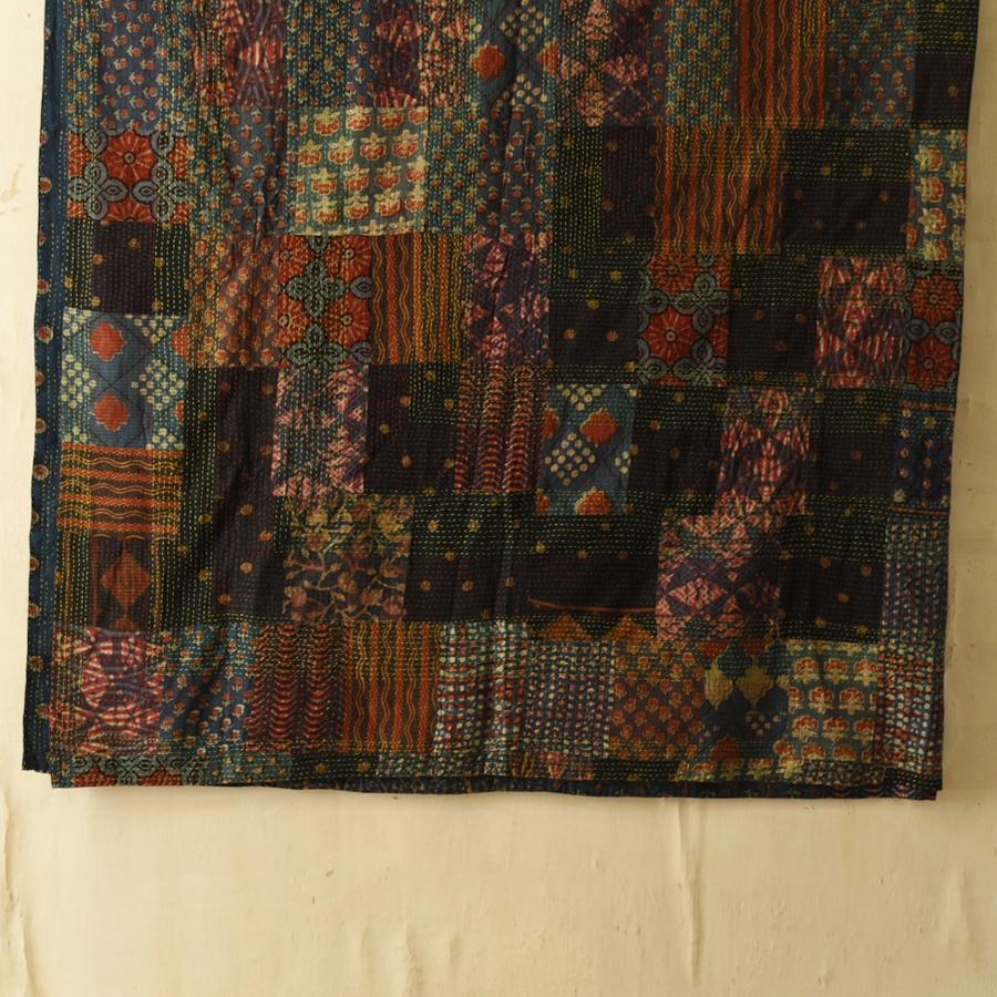 Kantha Running Stitch - Rajasthani Embroidered Reversible Cotton Quilt / Gudadi 