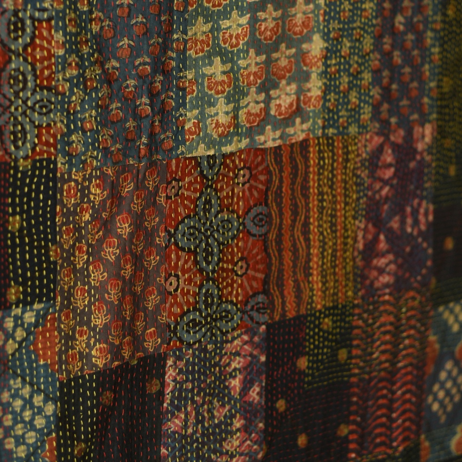 Kantha Running Stitch - Rajasthani Embroidered Reversible Cotton Quilt / Gudadi 