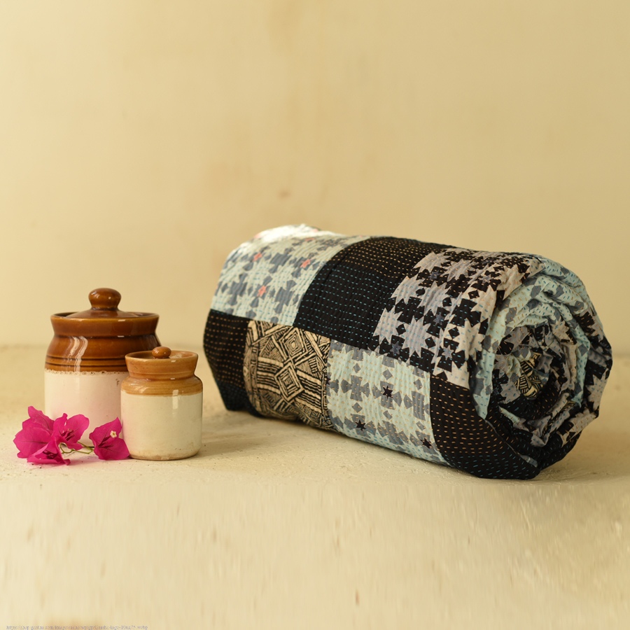 Kantha Stitch Cotton Rajasthani Reversible Quilt / Gudadi