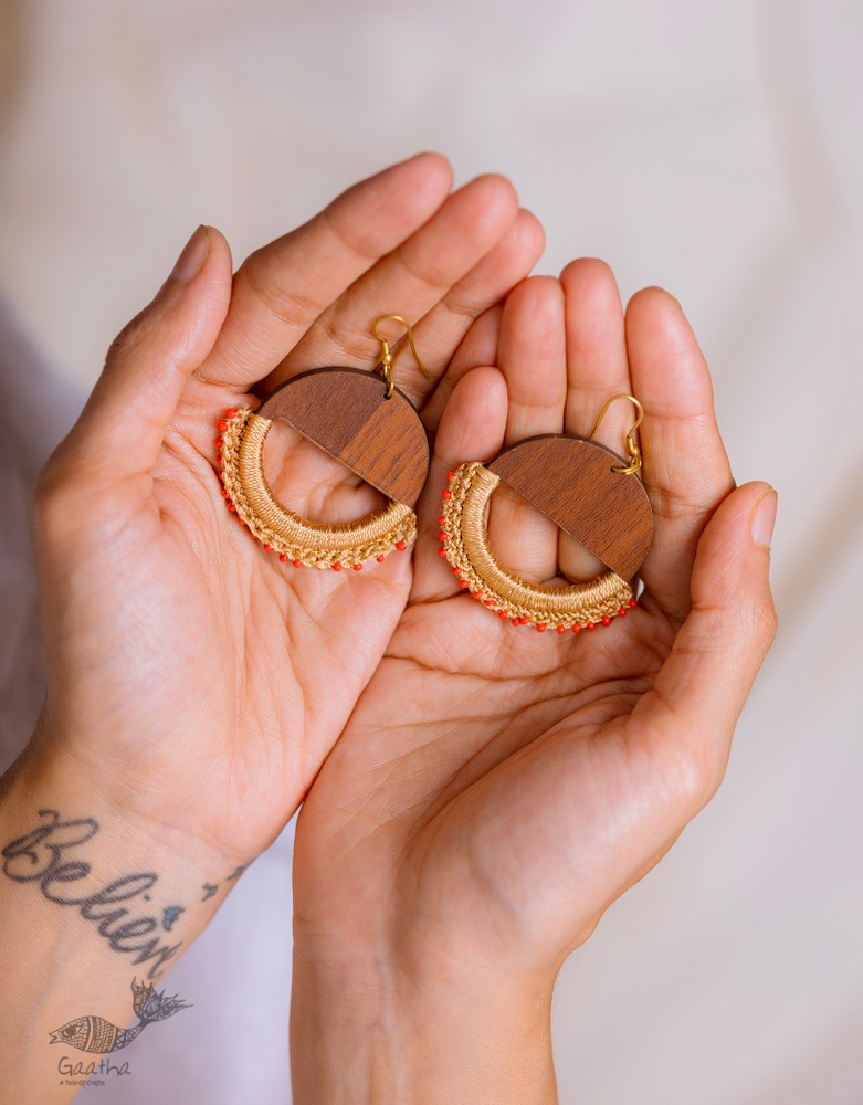 shop Crescent Moon Earrings ~ Beige