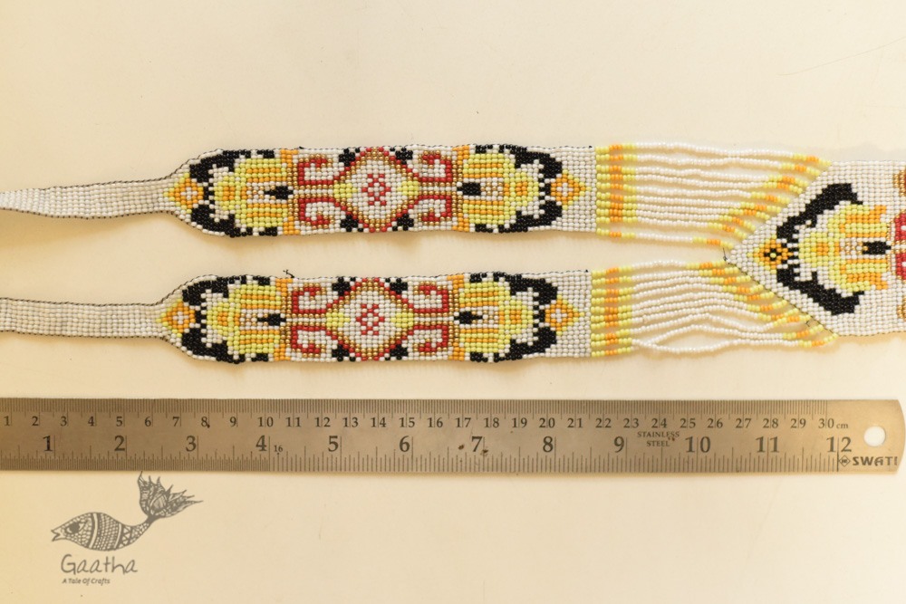 shop online Handcrafted glass bead Off White necklace