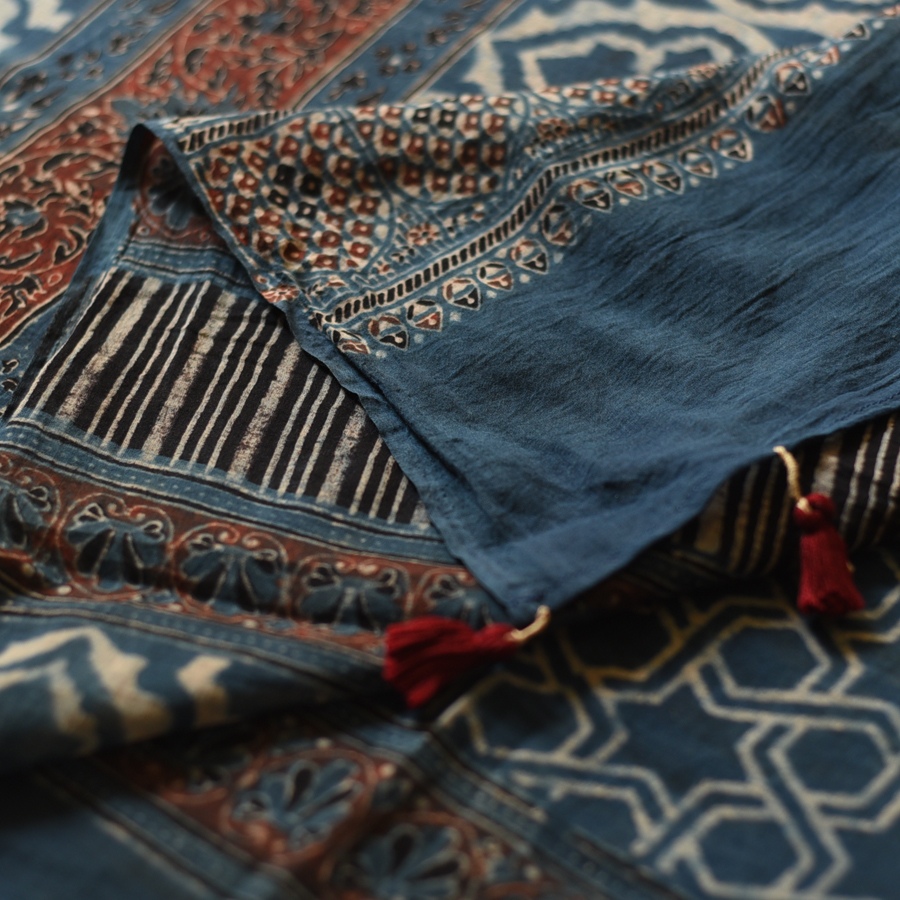 Online  Ajrakh Block Print - Mulmul Cotton Saree