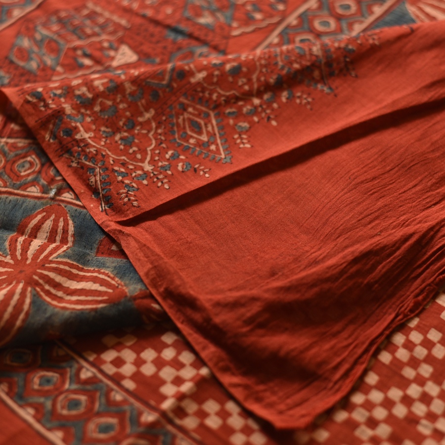 Online  Ajrakh Block Print - Mul Cotton Saree