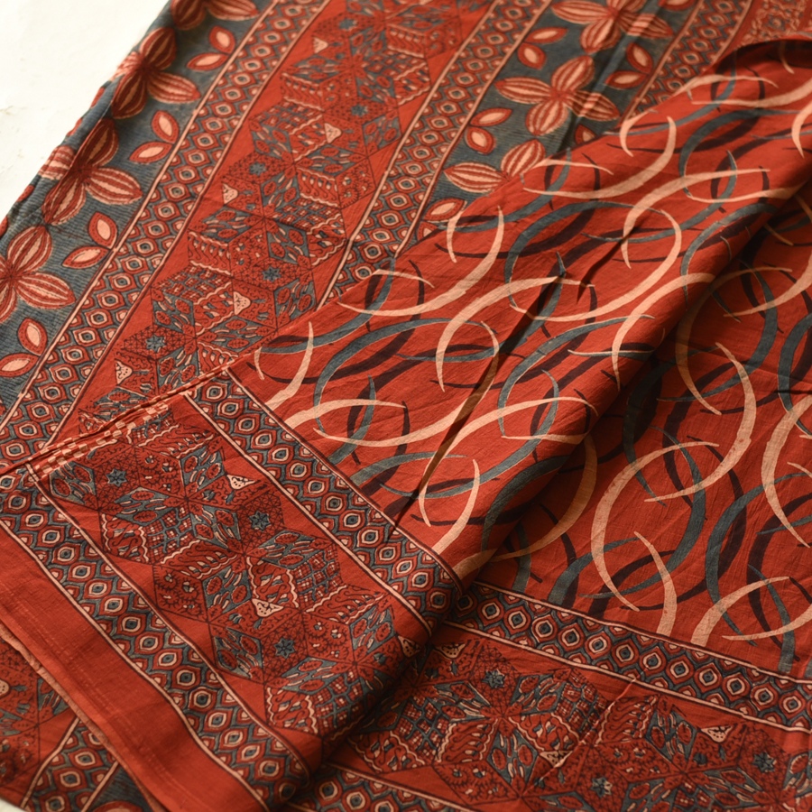 Online  Ajrakh Block Print - Mul Cotton Saree