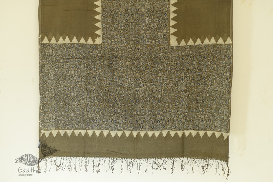 Handwoven Cotton - Ajrakh Block Printed Dupatta -Grey