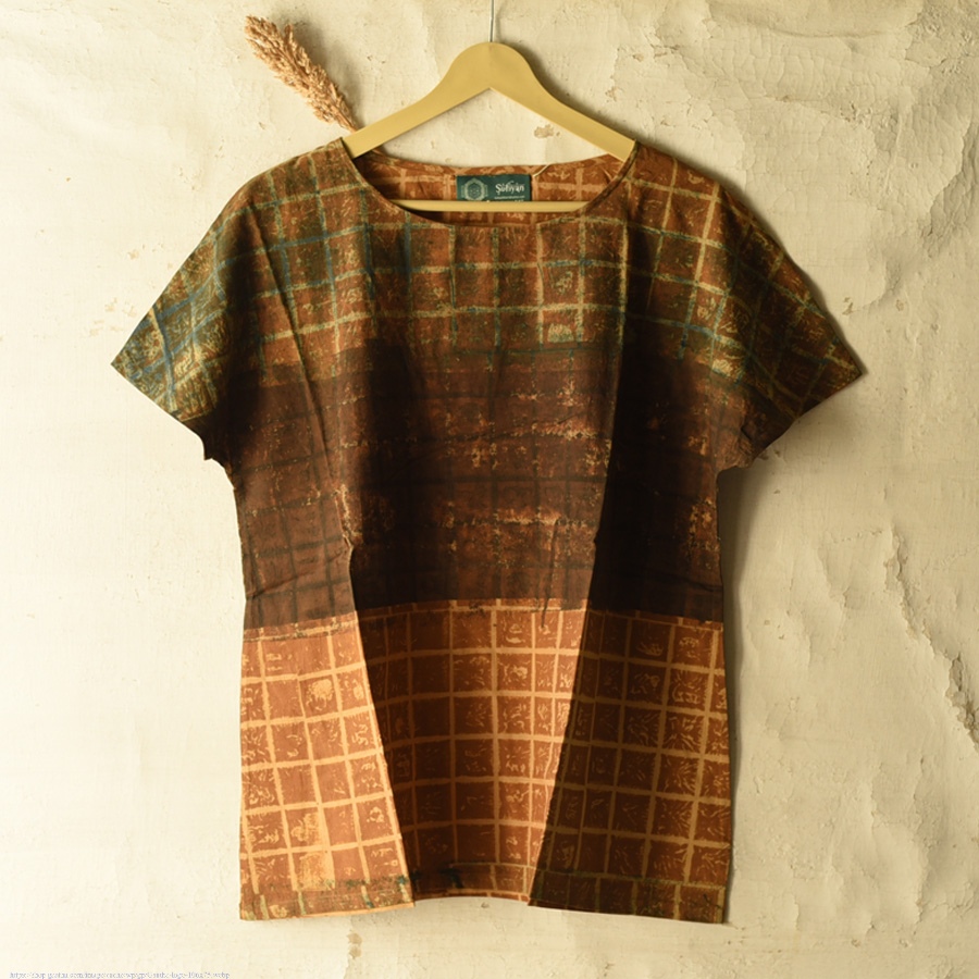 shop Ajrakh Cotton Bat Wing Sleeve Top - Green