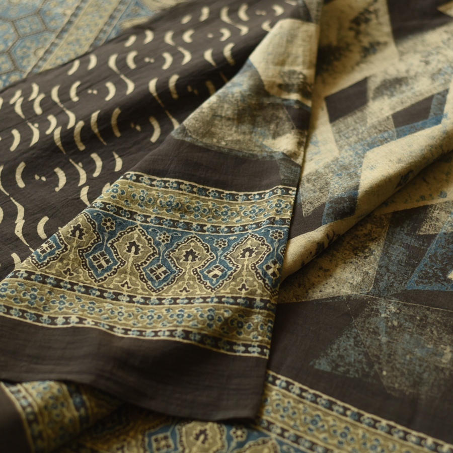 Online Ajrakh Block Print - Mul Mul Cotton Dark Brown Saree