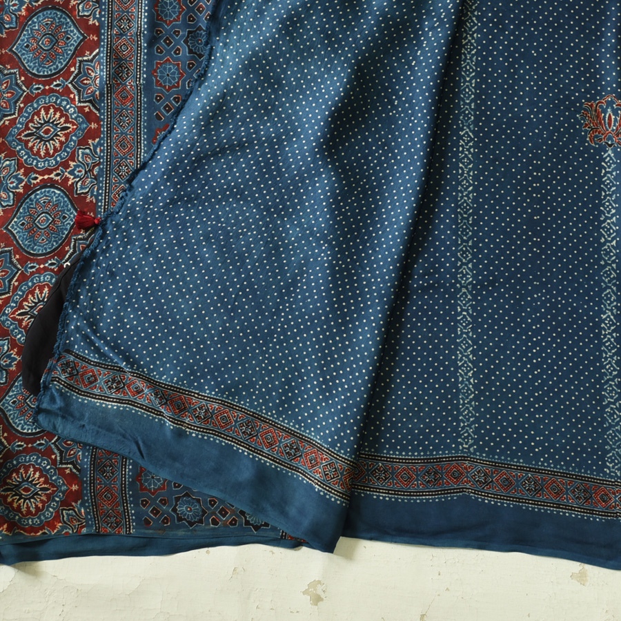 Shop modal silk ajrakh Saree - Blue Doted