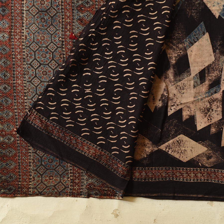 Online Ajrakh Printed Mul Cotton Black Saree