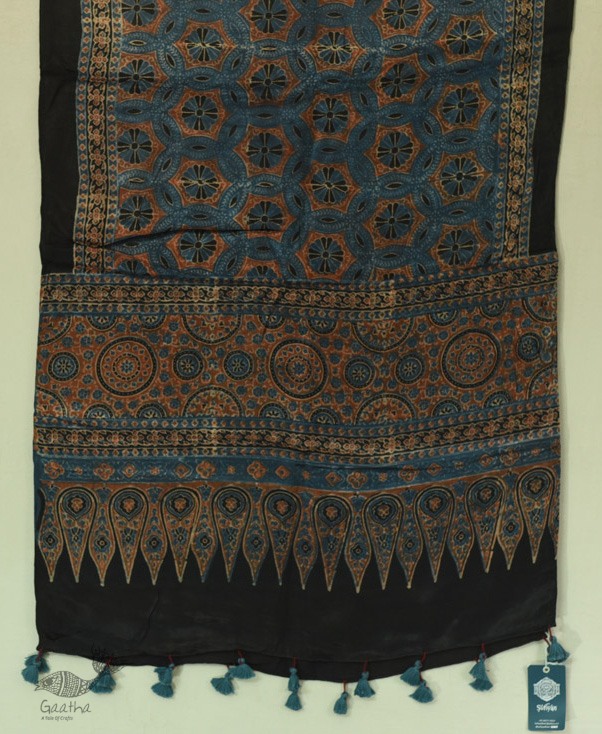 shop ajrakh block printed - Mashru stole
