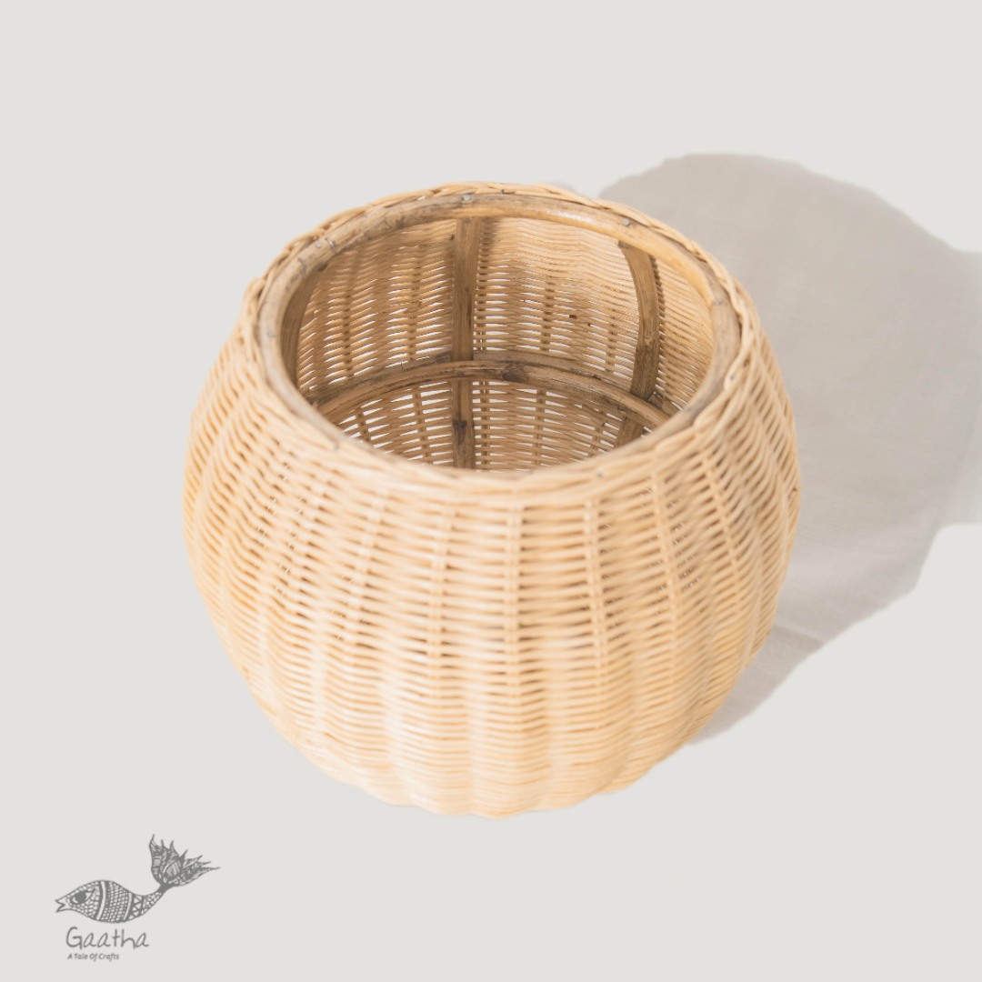 shop handmade designer home decor -  Small Wicker Planter Pot 