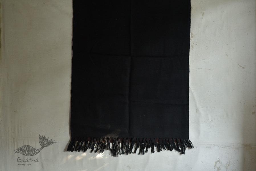 shop handwoven natural woolen stole from uttarakhand