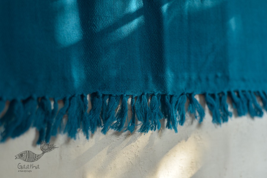 shop handwoven natural woolen stole from uttarakhand