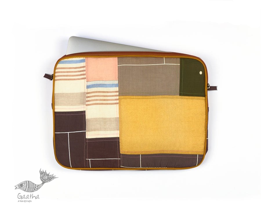 shop Dreamer Laptop Sleeve