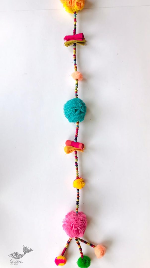 Tinker Pom Pom Hanging String