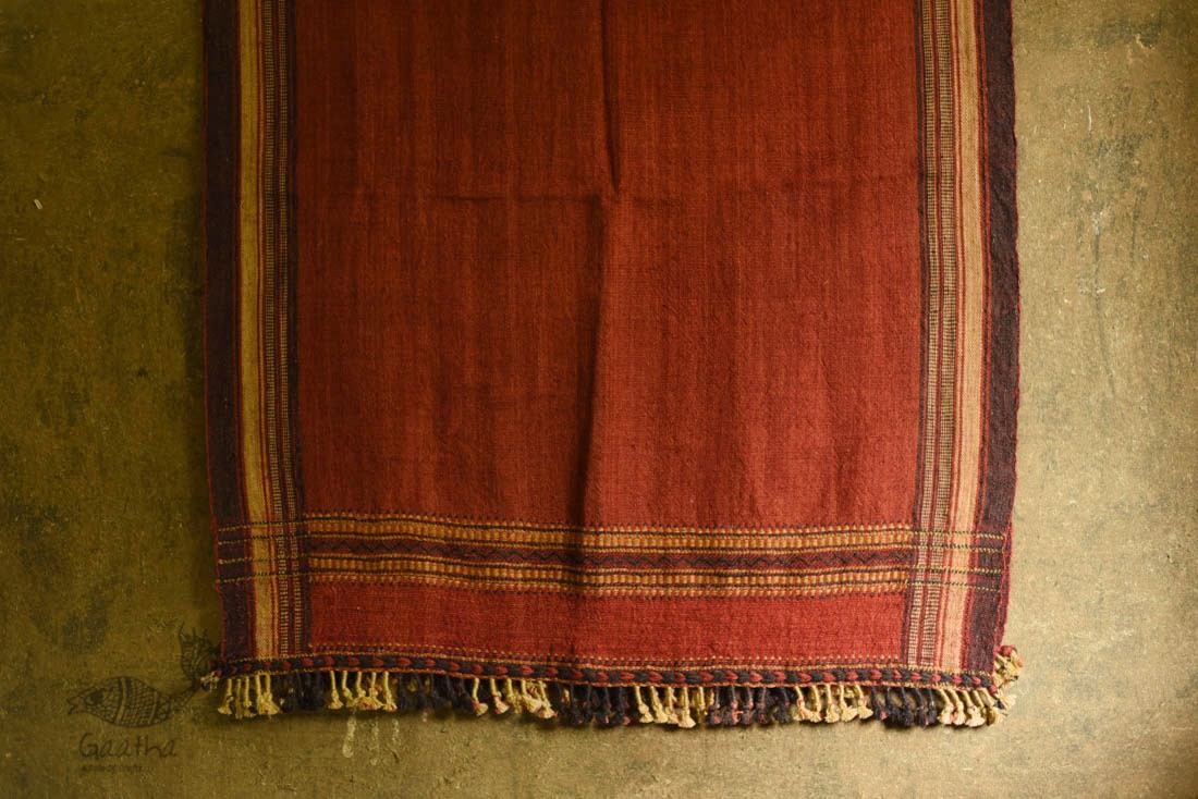 shop handwoven kutchi raw woolen unisex shawl