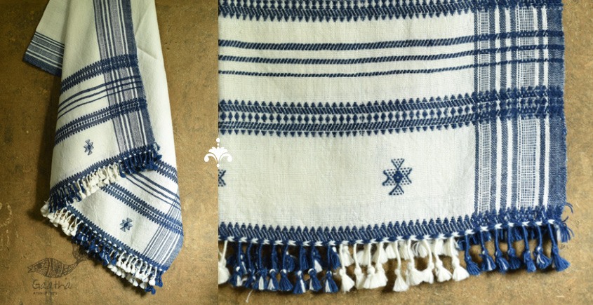 shop handspun kutchi raw woolen unisex  Off White shawl