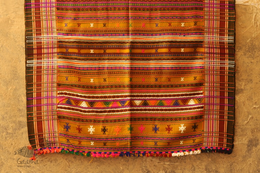 buy Dhabro ~ handwoven woollen Shawl Kutchi - yellow